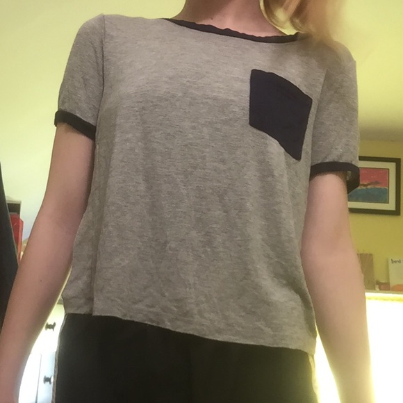 Grey with Navy Blue lining Top - Picture 6 of 7